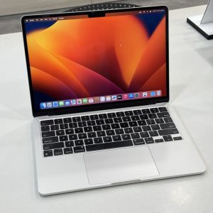 Macbook Air 13 inch M2